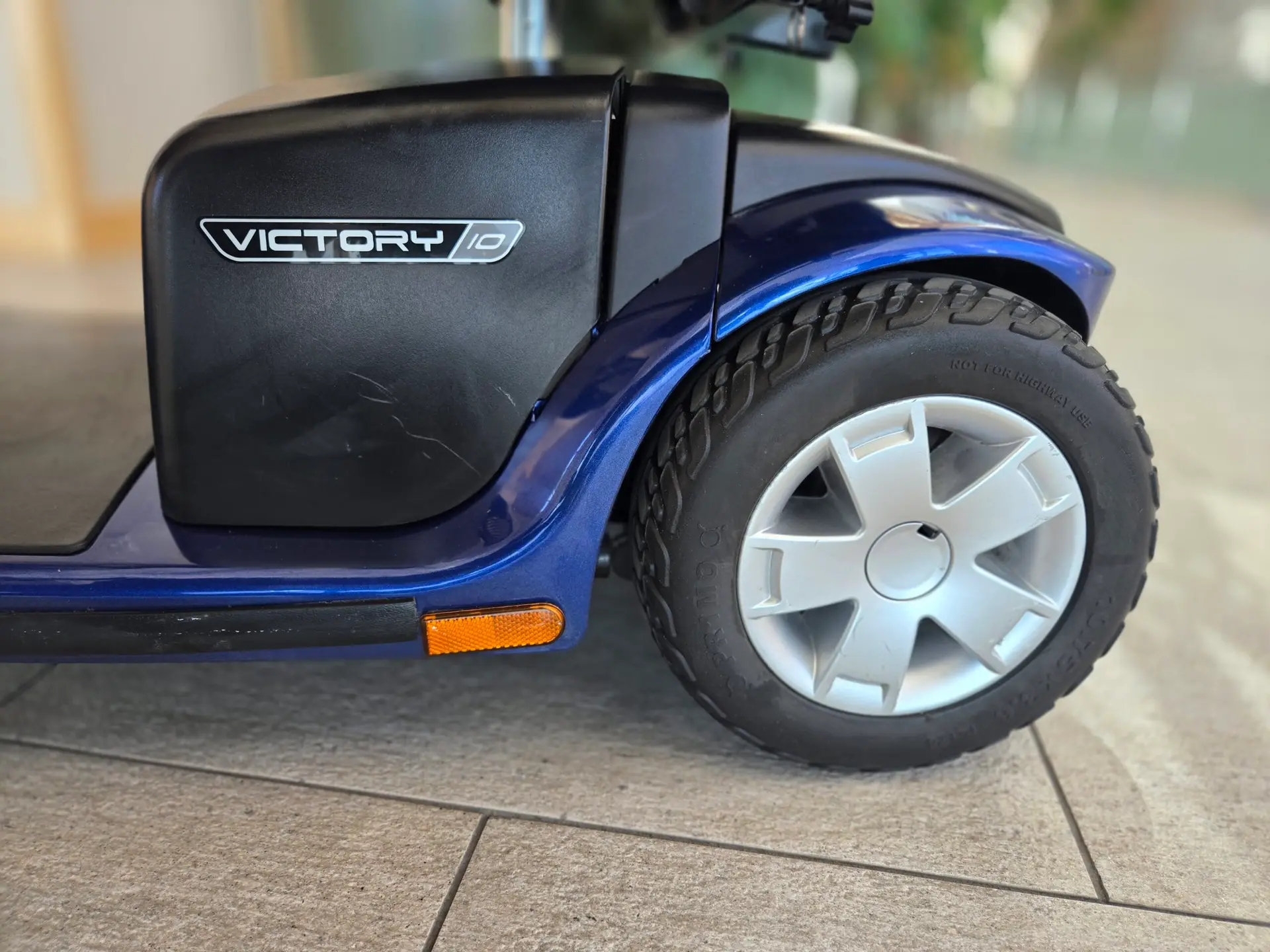Pride Victory 10 - 400 lb Capacity - Image 3