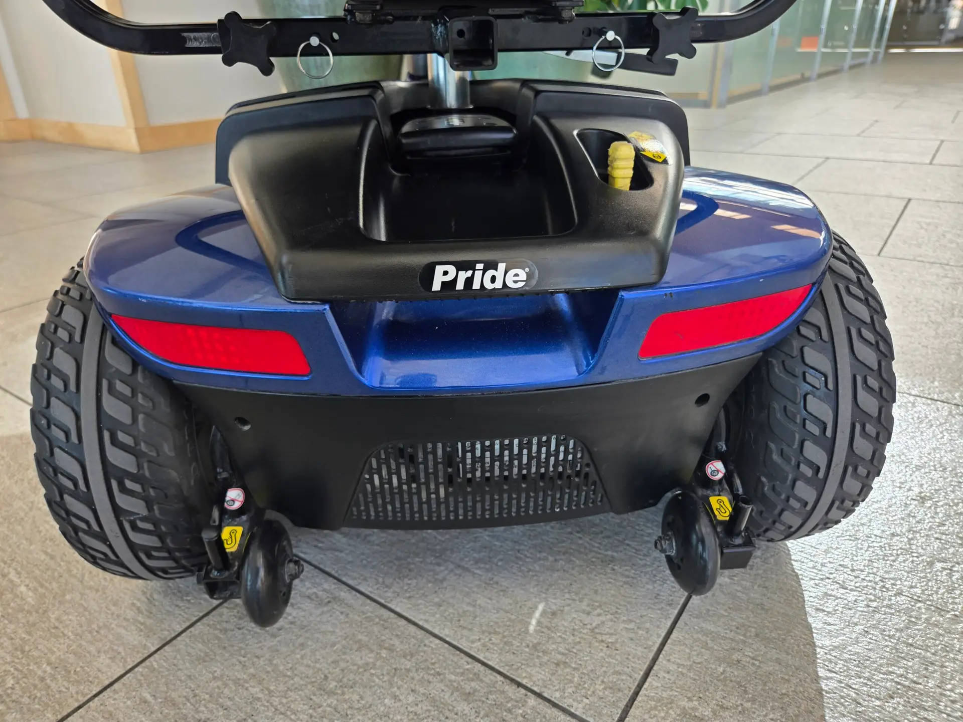 Pride Victory 10 - 400 lb Capacity - Image 8